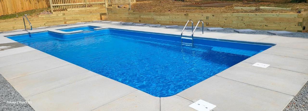 Rare Find! Private Heated Pool & Spa - Entire Home Near Atl City Center Atlanta Exteriör bild